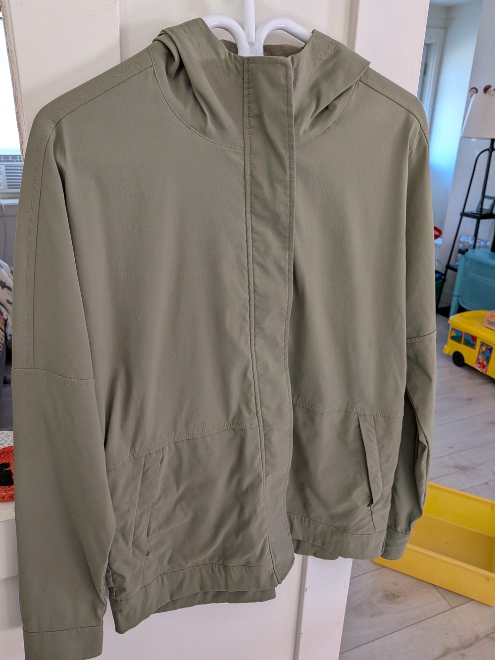 North Face Women's Jacket - Size S